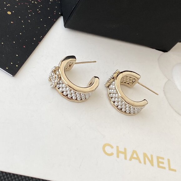 Chanel earrings - Picture 3 of 4